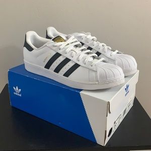 Men’s size 12 adidas super star
